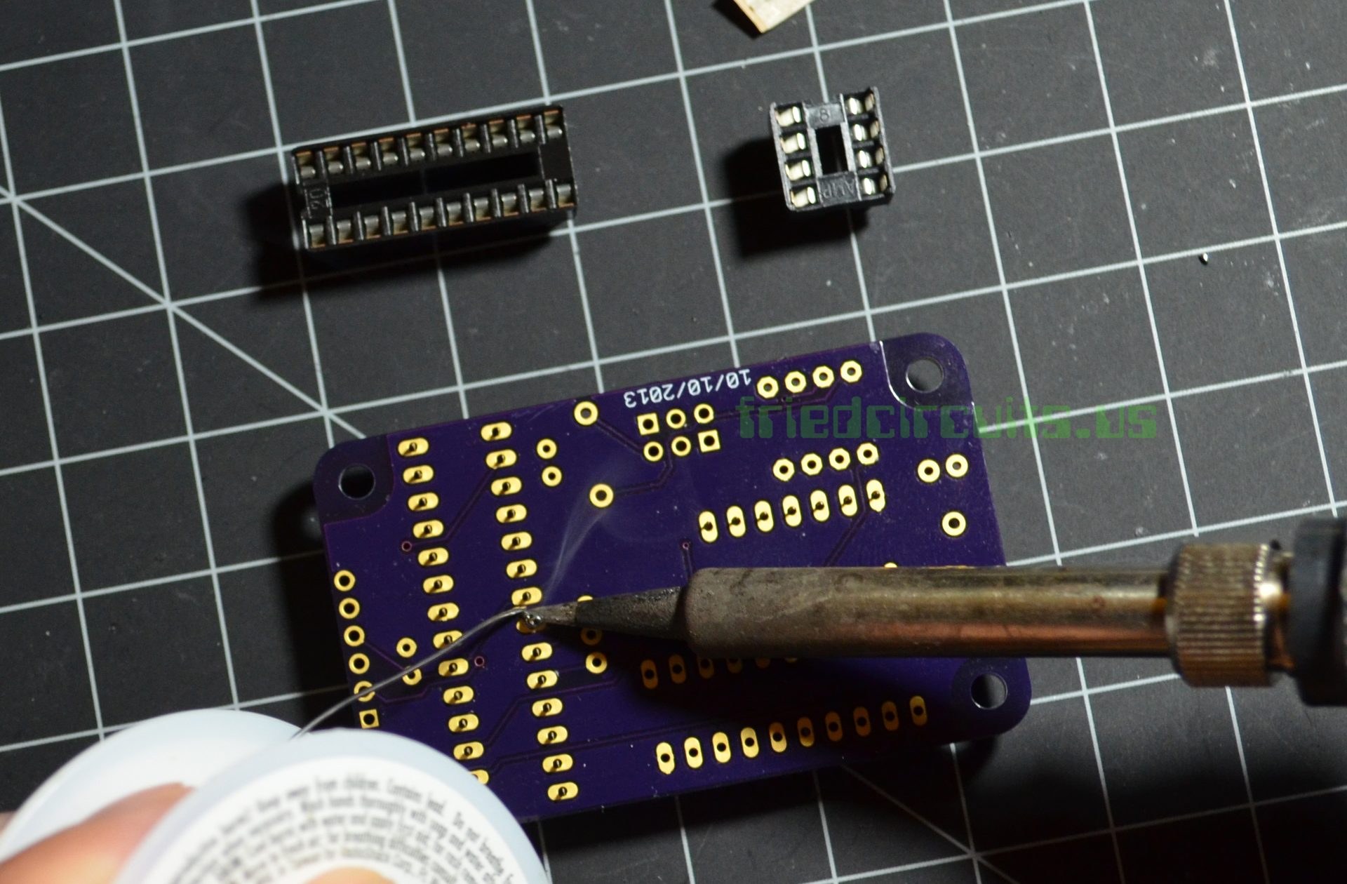 Soldering sockets Soldering sockets